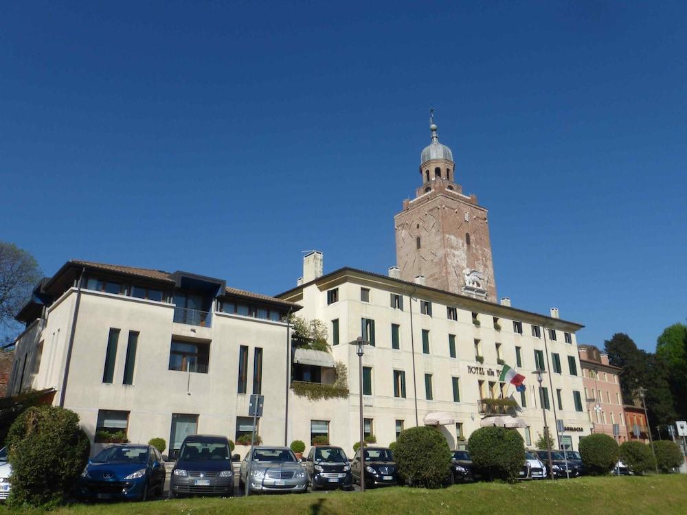 Hotel Alla Torre Castelfranco Veneto Exterior foto