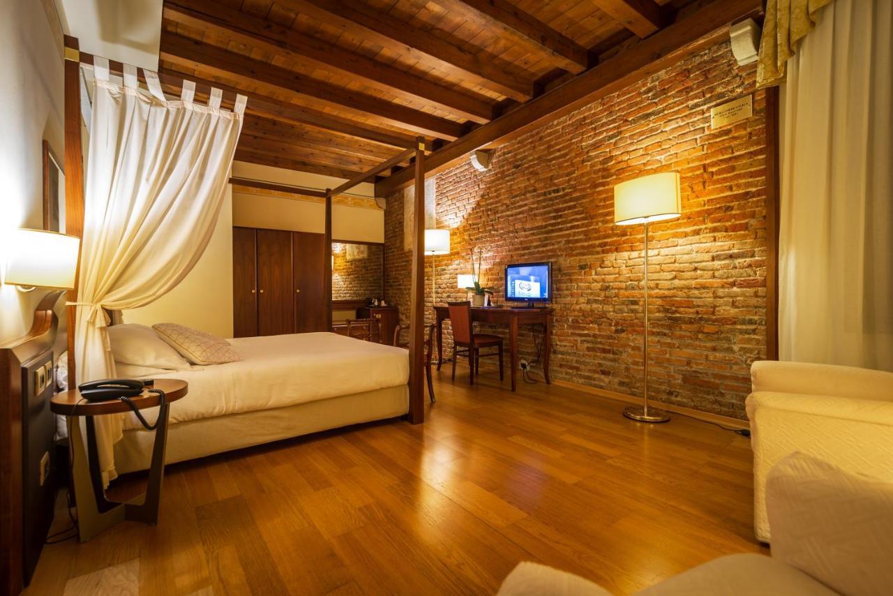 Hotel Alla Torre Castelfranco Veneto Exterior foto